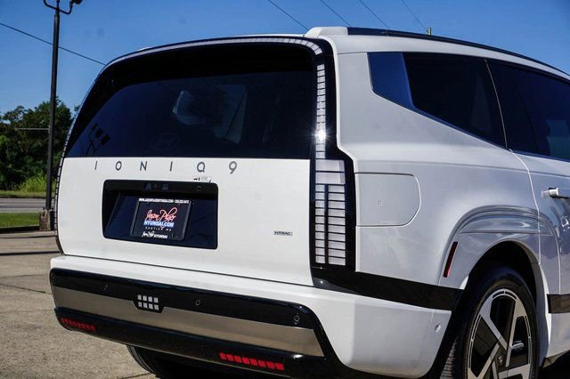 New 2026 Hyundai Ioniq 9 Calligraphy image 5