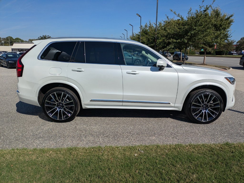 New 2027 Volvo XC90 B6 Plus AWD/4WD image 7