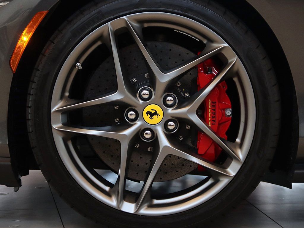 Certified 2024 Ferrari Roma Spider image 76