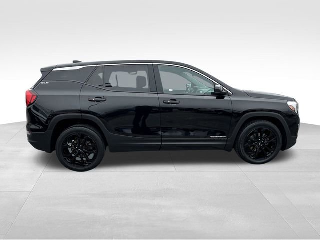 Used 2020 GMC Terrain SLE image 30
