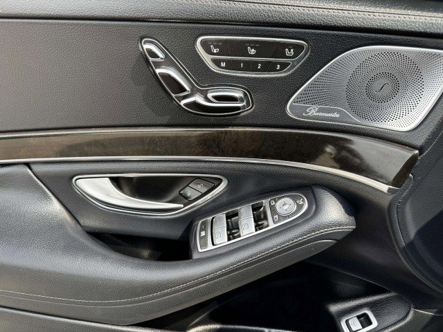 Used 2015 Mercedes-Benz S 550 4MATIC Sedan image 17