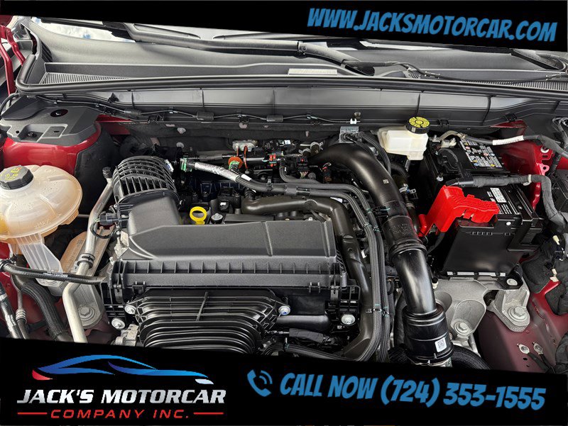 Used 2024 Lincoln Nautilus Reserve w/ Equipment Group 202A image 11