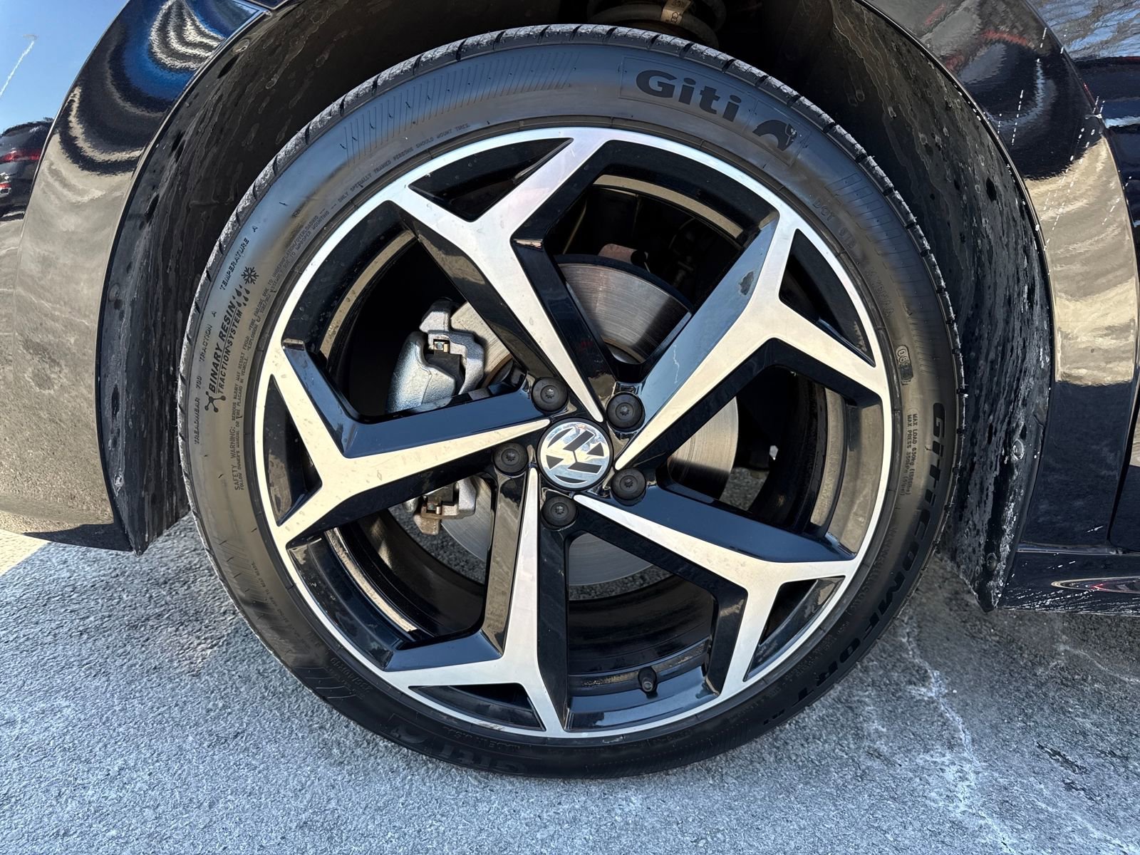 Certified 2022 Volkswagen Passat 2.0T R-Line image 15