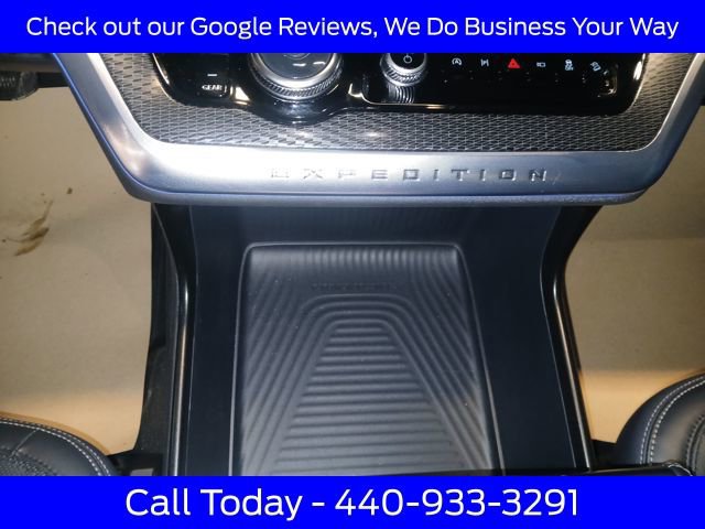 Used 2025 Ford Expedition Max Platinum w/ Stealth Performance Package image 36