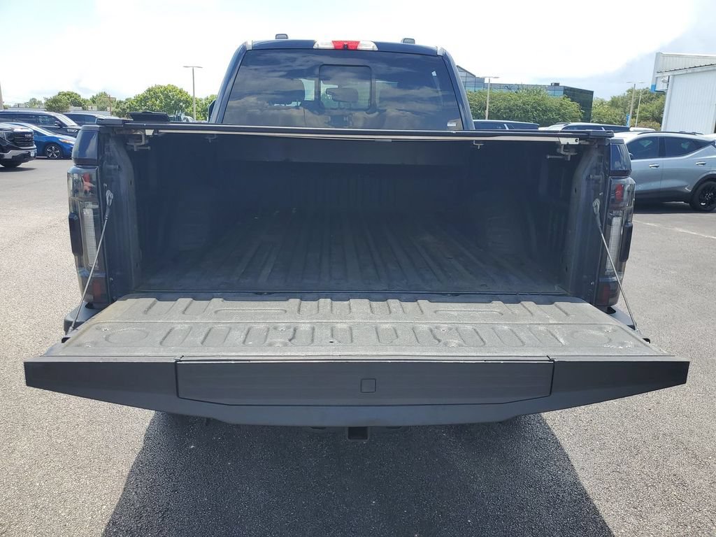 Used 2022 Ford F250 Lariat w/ Black Appearance Package AWD/4WD image 33