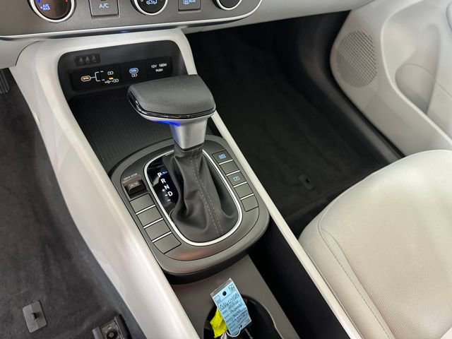 Used 2026 Hyundai Kona SE FWD image 20