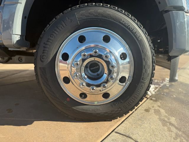 Used 2026 Ford F450 Platinum image 13