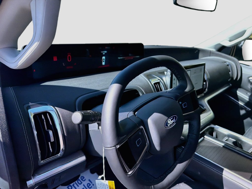 New 2027 Ford Expedition Platinum AWD/4WD image 9