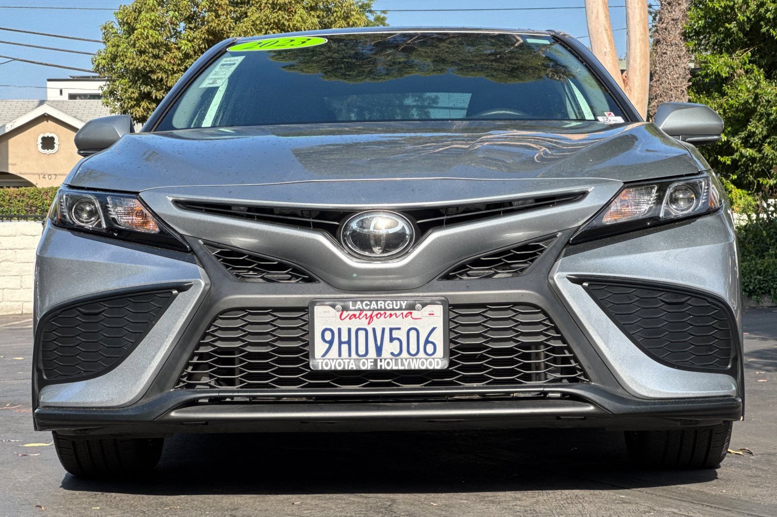Used 2023 Toyota Camry SE FWD image 9