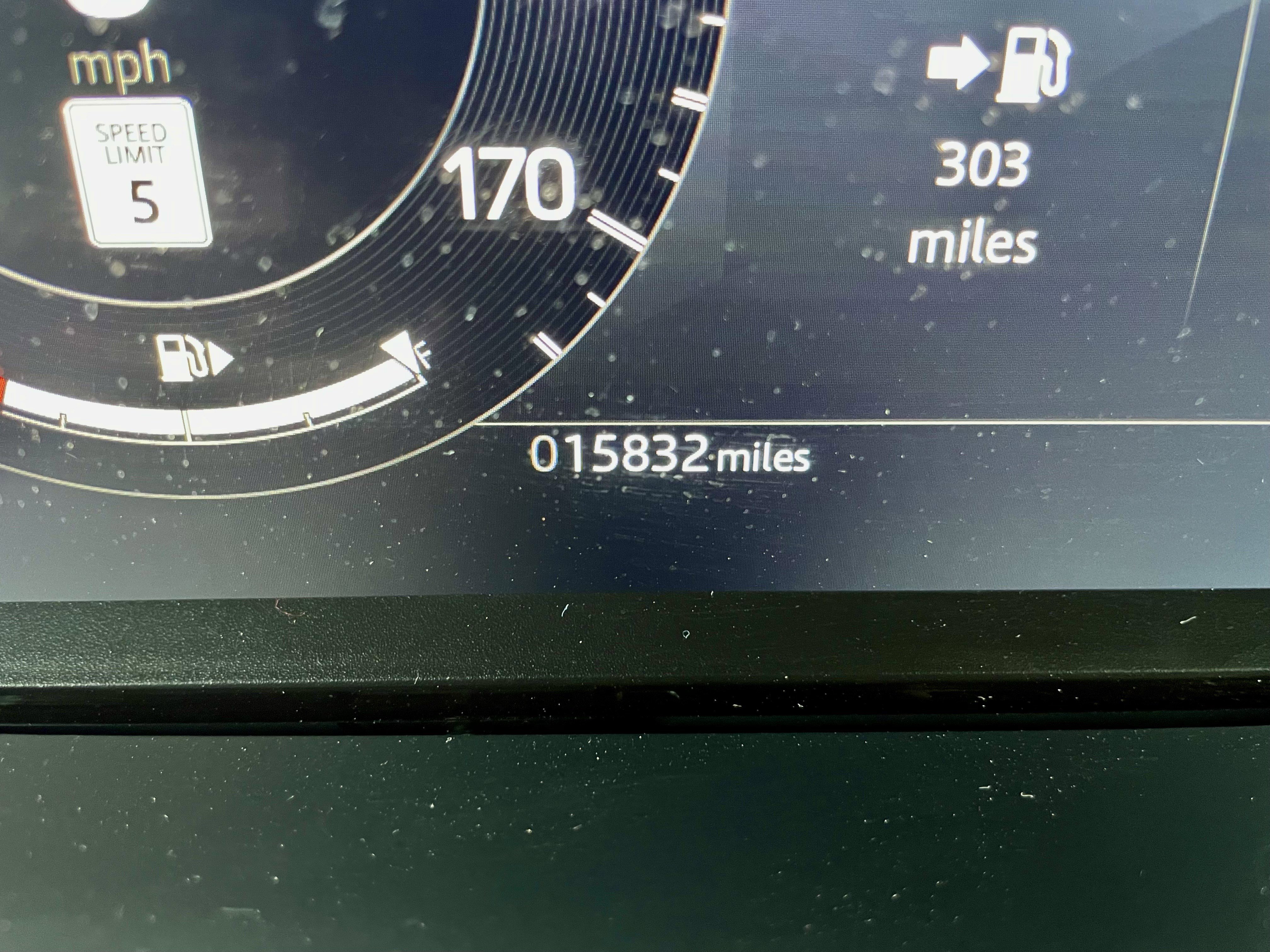 Certified 2024 Land Rover Discovery Sport S image 25