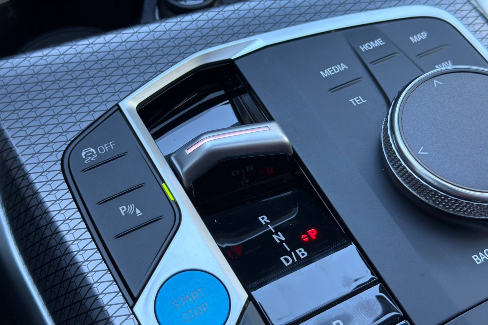 Used 2024 BMW i4 eDrive40 w/ M Sport Package image 27