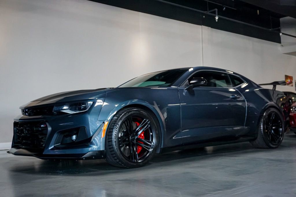 Used 2021 Chevrolet Camaro ZL1 image 3