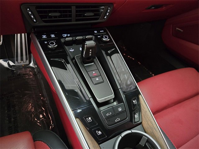 Used 2025 Porsche 911 Carrera image 33