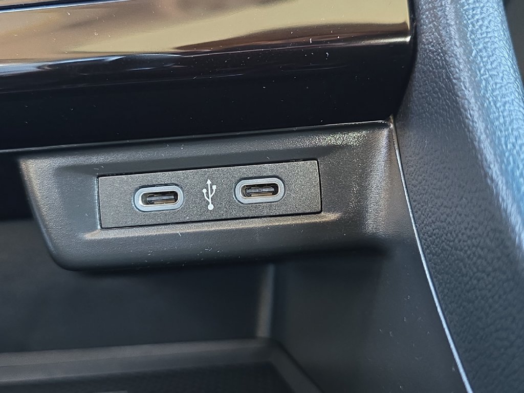 New 2027 Volkswagen Jetta SE FWD image 17