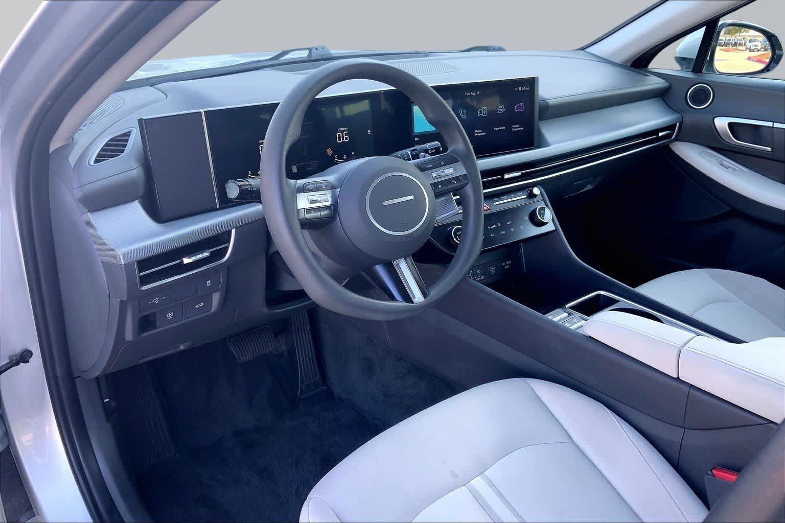 Certified 2025 Hyundai Sonata SEL FWD image 17