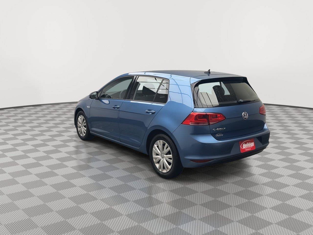 Used 2015 Volkswagen e-Golf Limited Edition FWD image 33