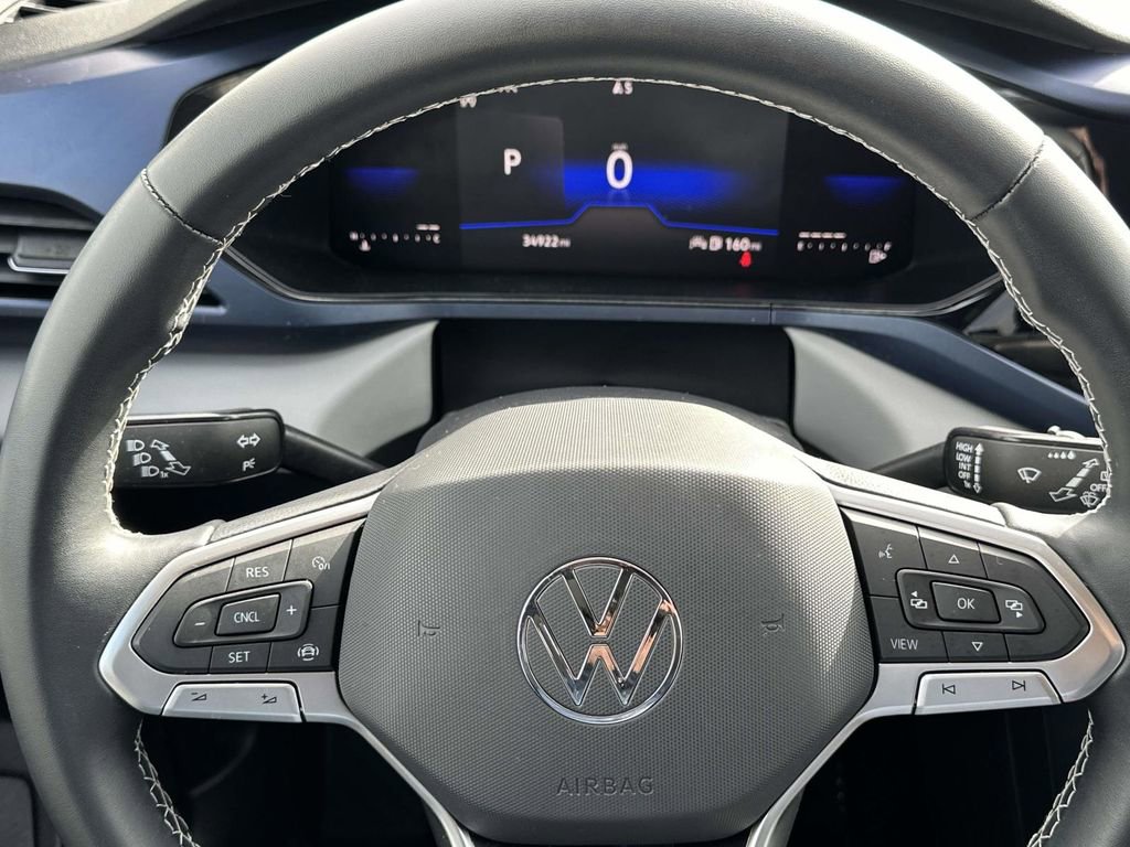 Used 2022 Volkswagen Taos SE image 23