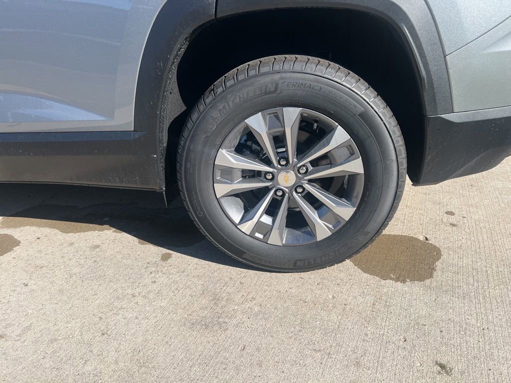 New 2026 Chevrolet Equinox LT w/ Convenience Package II image 42