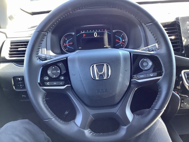 Used 2021 Honda Pilot Touring image 11