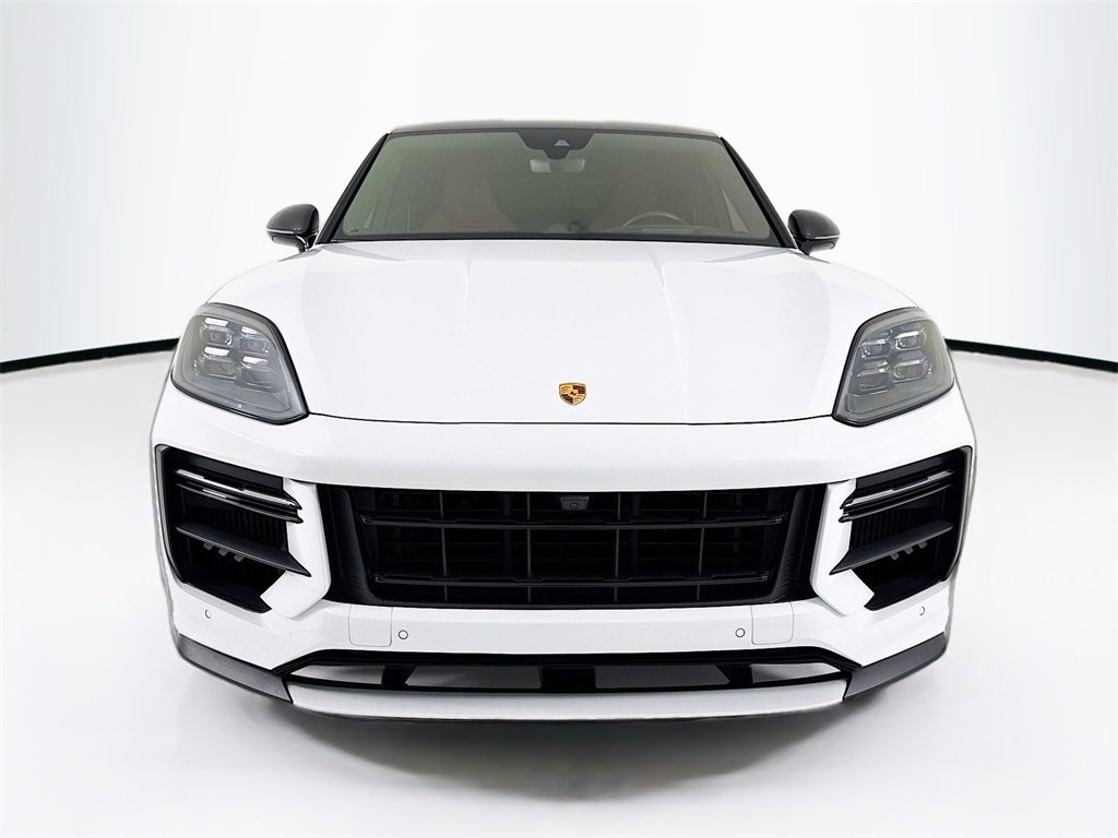 Used 2024 Porsche Cayenne Turbo GT image 6
