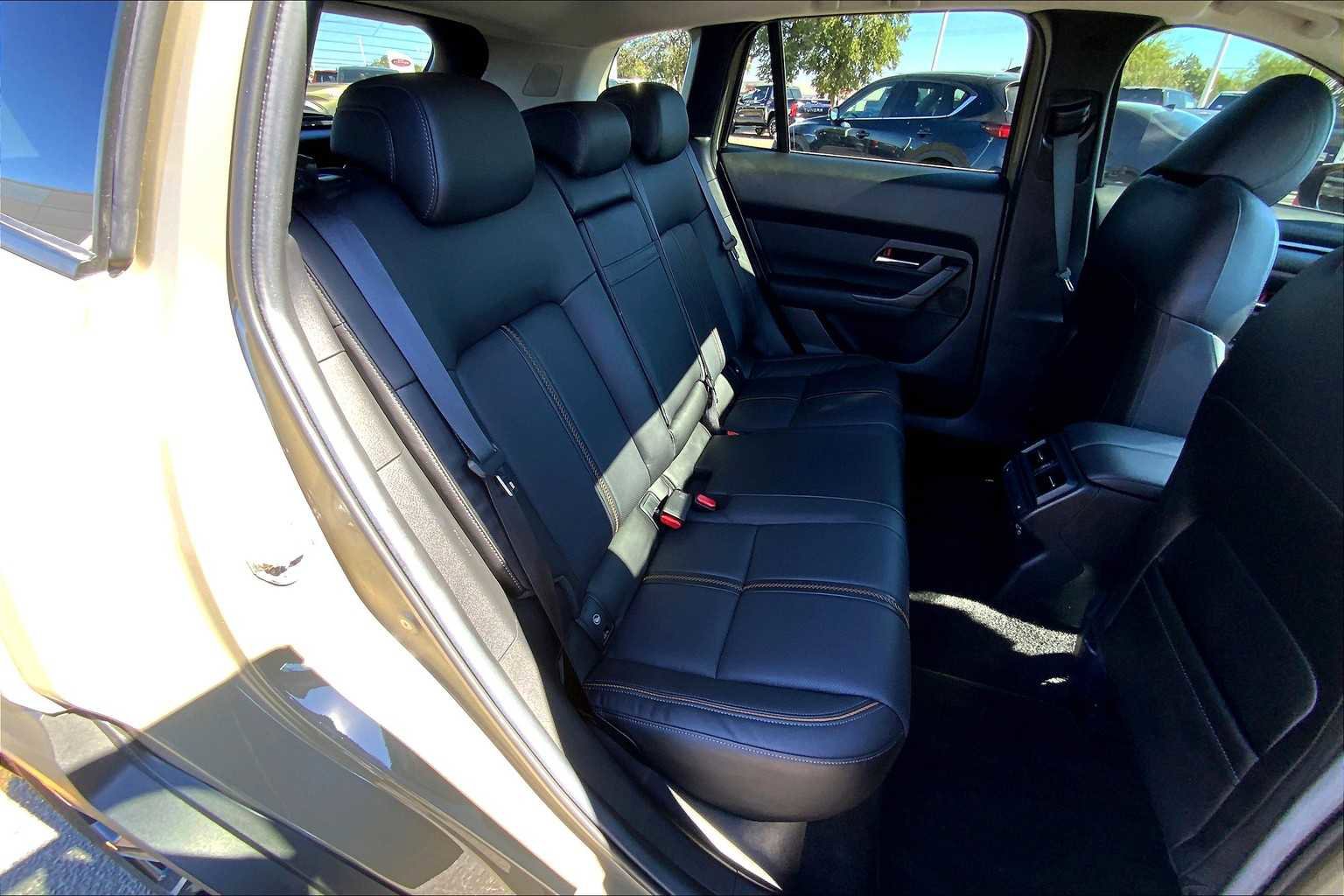 Used 2025 MAZDA CX-50 2.5 Turbo w/ Weather Package image 37