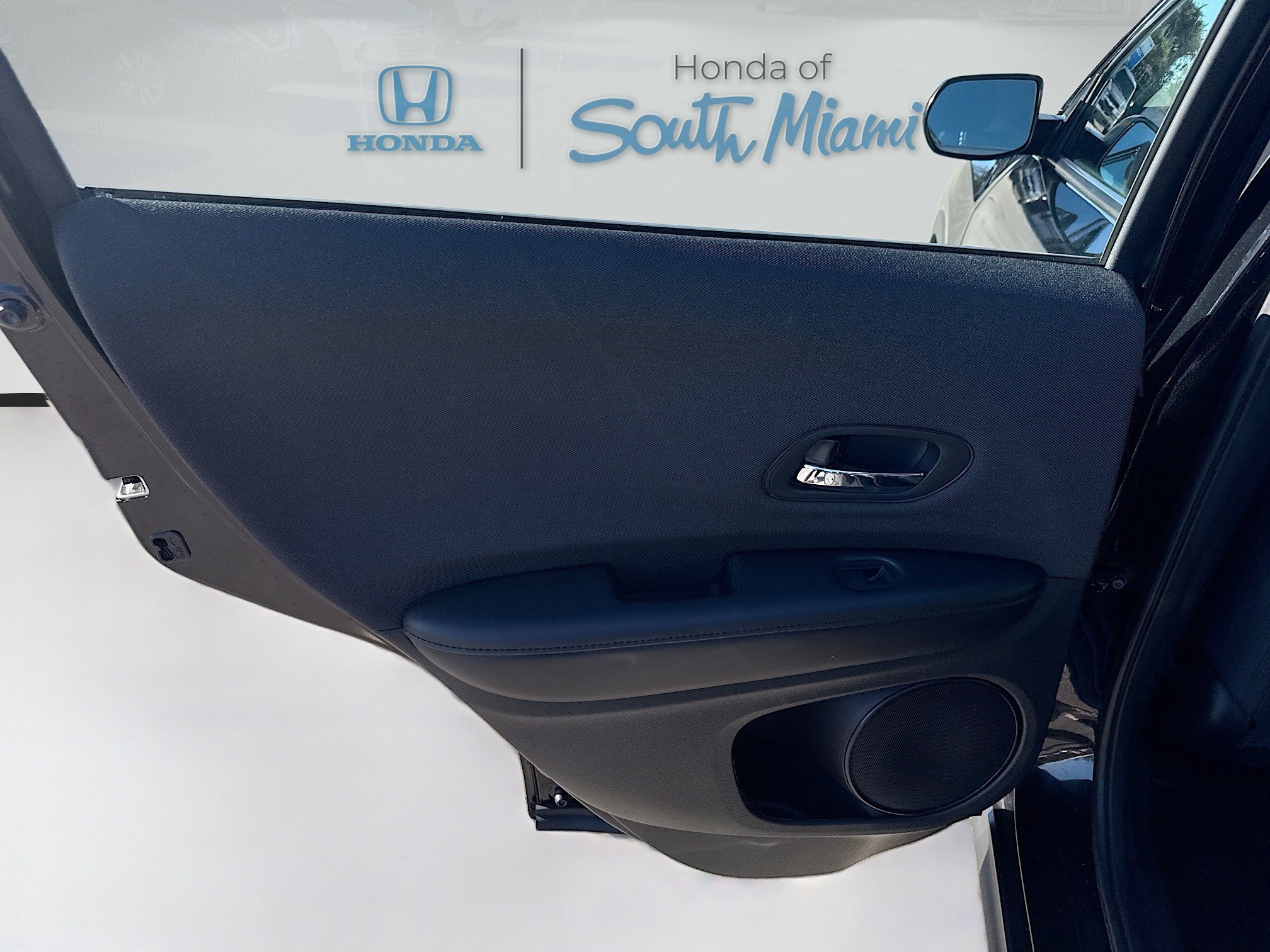 Certified 2022 Honda HR-V LX image 24