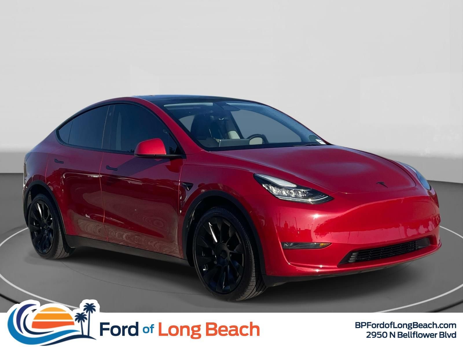 Used 2023 Tesla Model Y Long Range AWD/4WD image 1