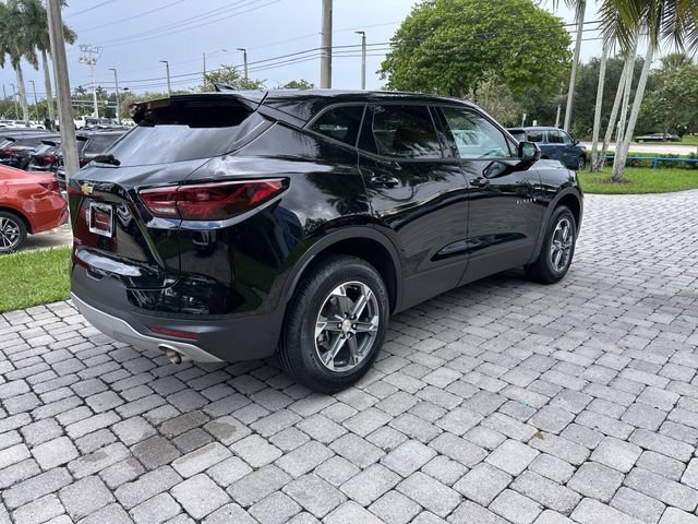 Used 2025 Chevrolet Blazer LT FWD image 38