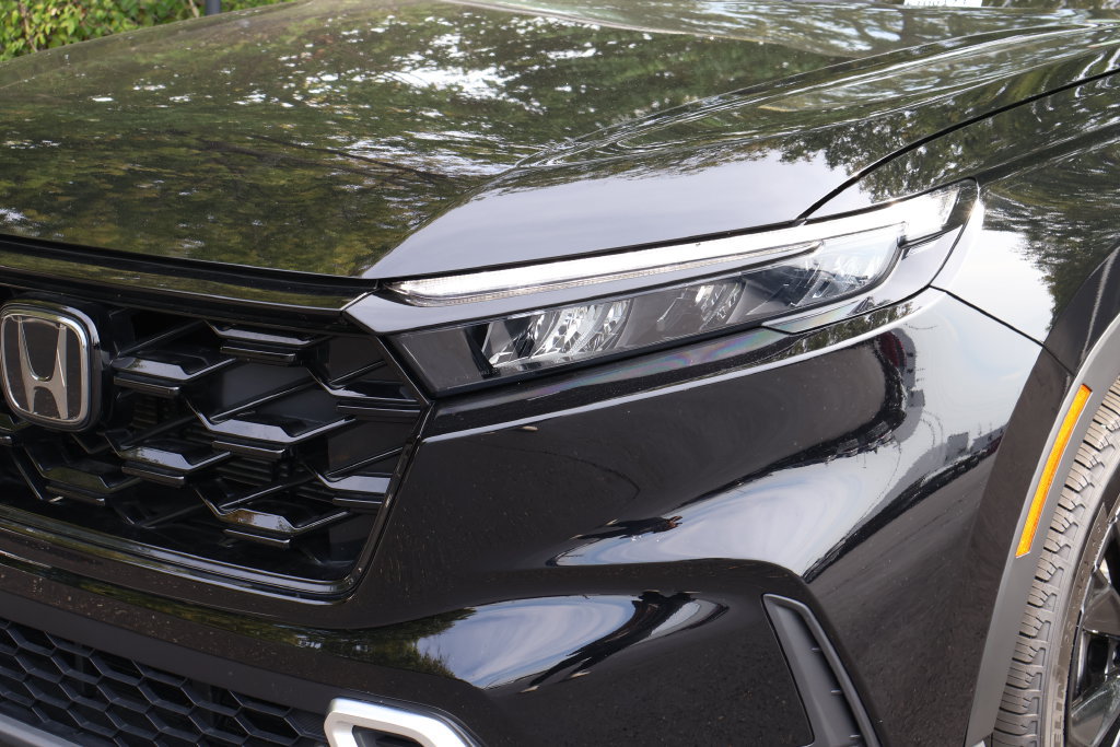 Used 2026 Honda CR-V Sport Touring image 3