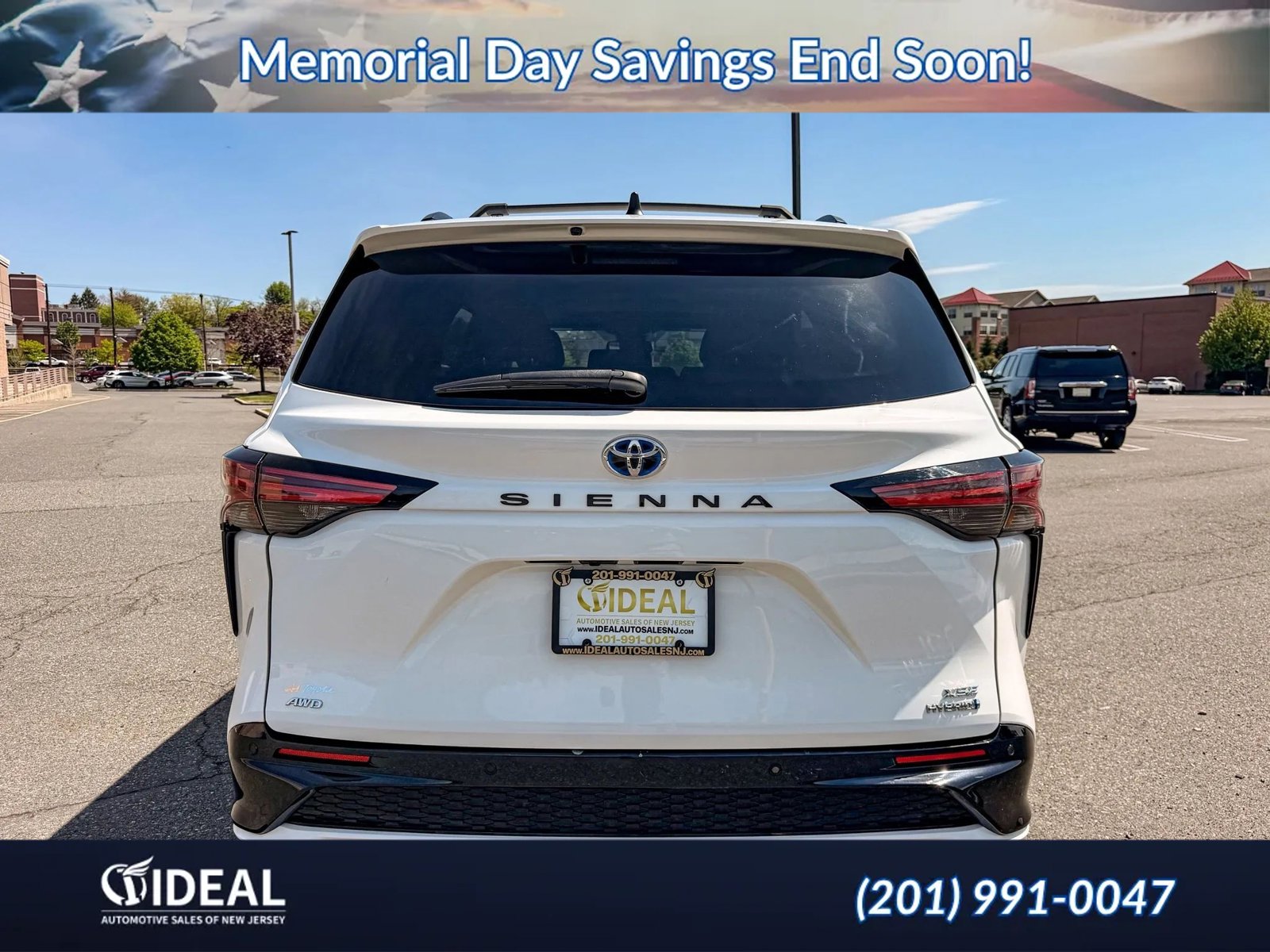 Used 2022 Toyota Sienna XSE w/ XSE Plus Package AWD/4WD image 7