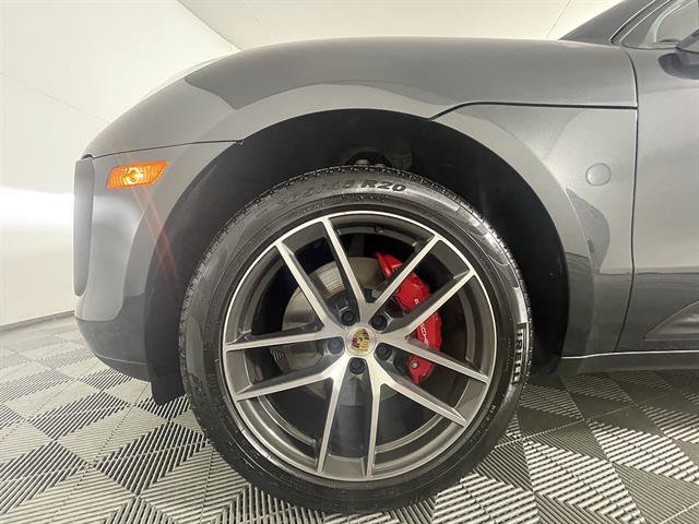 Used 2025 Porsche Macan S AWD/4WD image 24