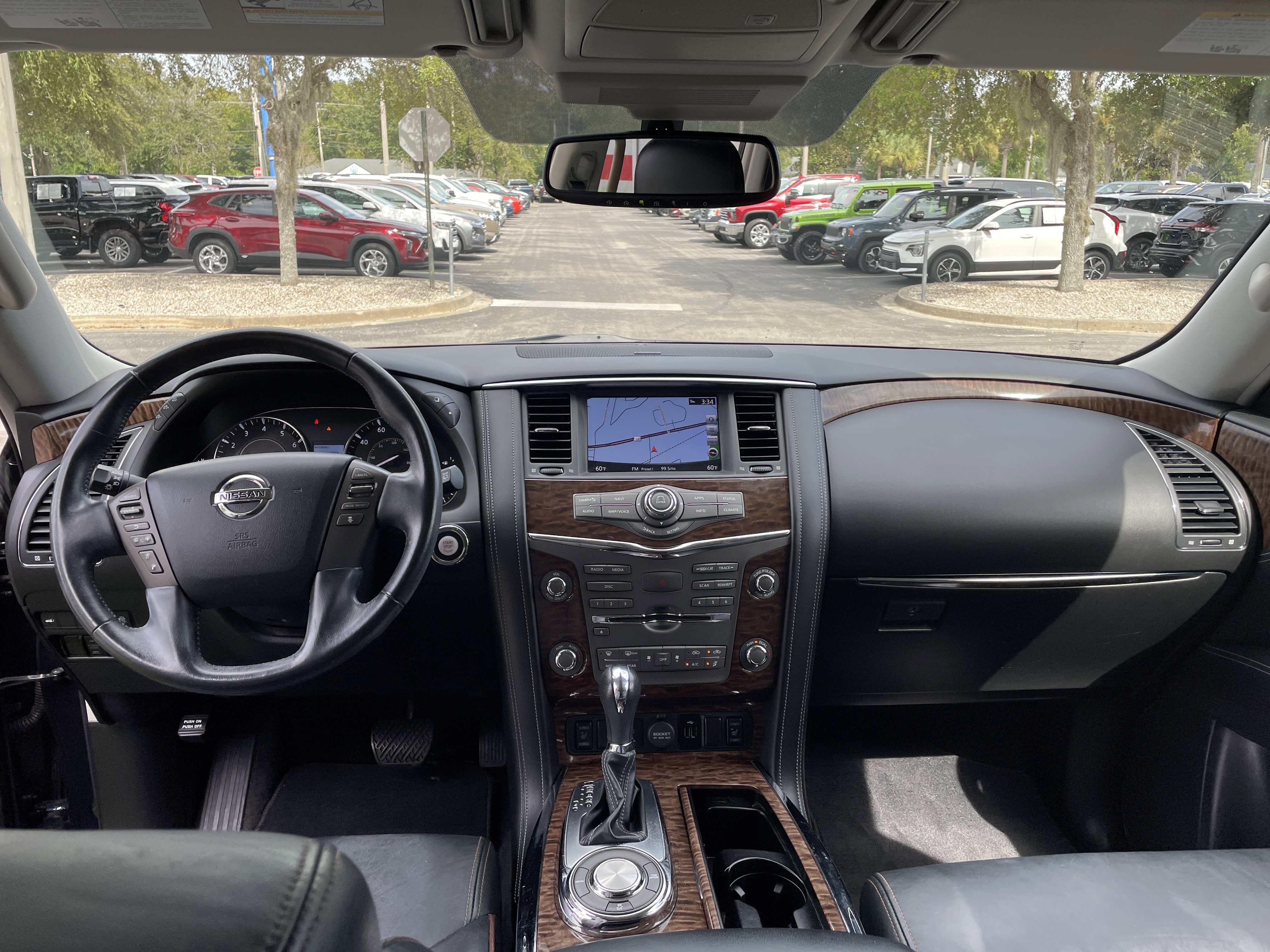 Used 2020 Nissan Armada SL image 30