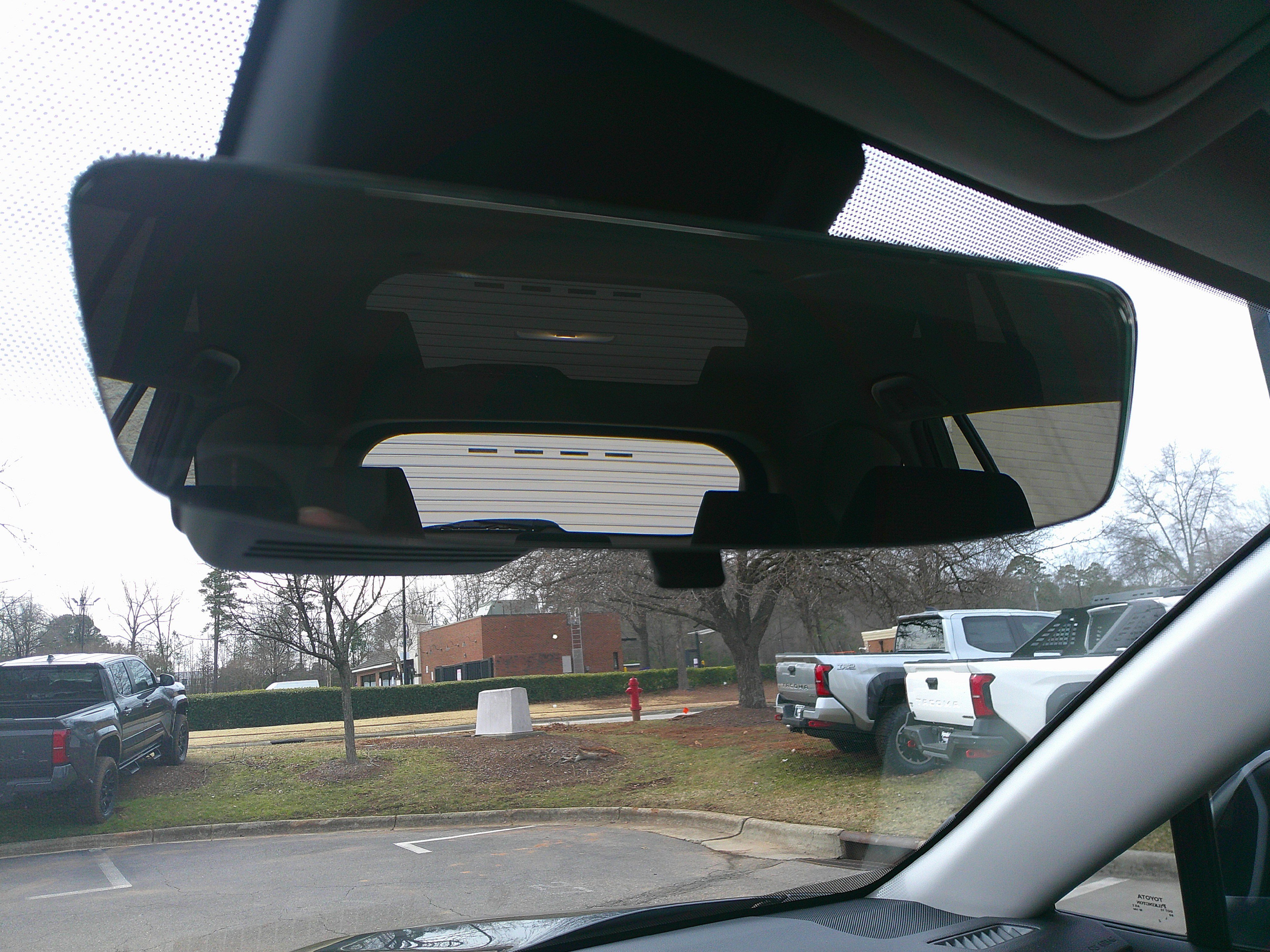 Used 2023 Toyota RAV4 LE image 32