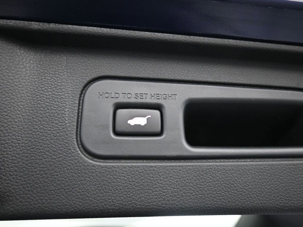 Certified 2024 Honda Pilot Elite image 24