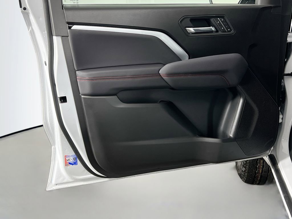 New 2026 Chevrolet Colorado Z71 image 18