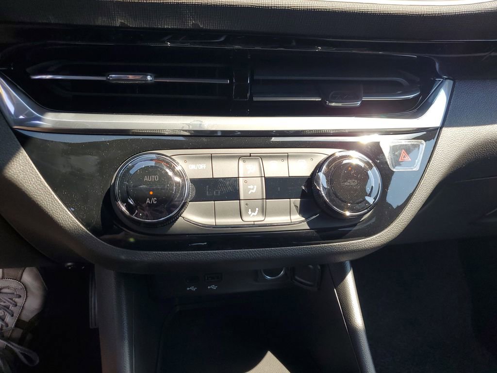 New 2026 Buick Envista Sport Touring image 17