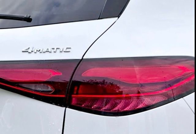 New 2026 Mercedes-Benz GLC 300 4MATIC image 13