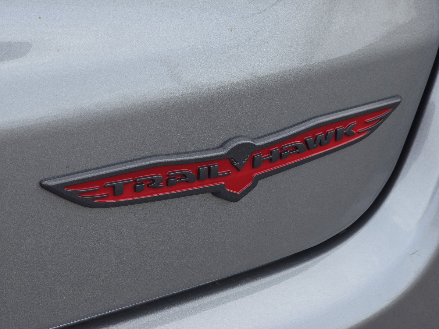Used 2023 Jeep Compass Trailhawk image 16