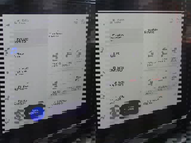 Used 2025 Toyota Corolla LE image 21