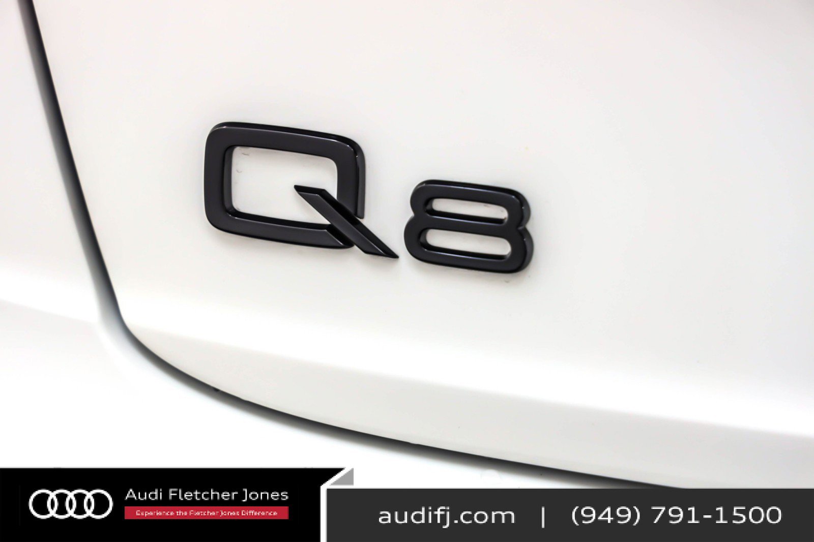 Used 2023 Audi Q8 Prestige w/ Prestige Package image 9