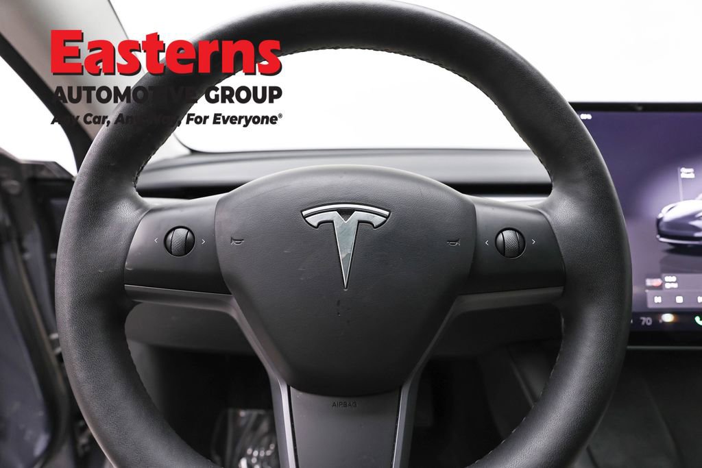 Used 2023 Tesla Model 3 Standard Range image 10