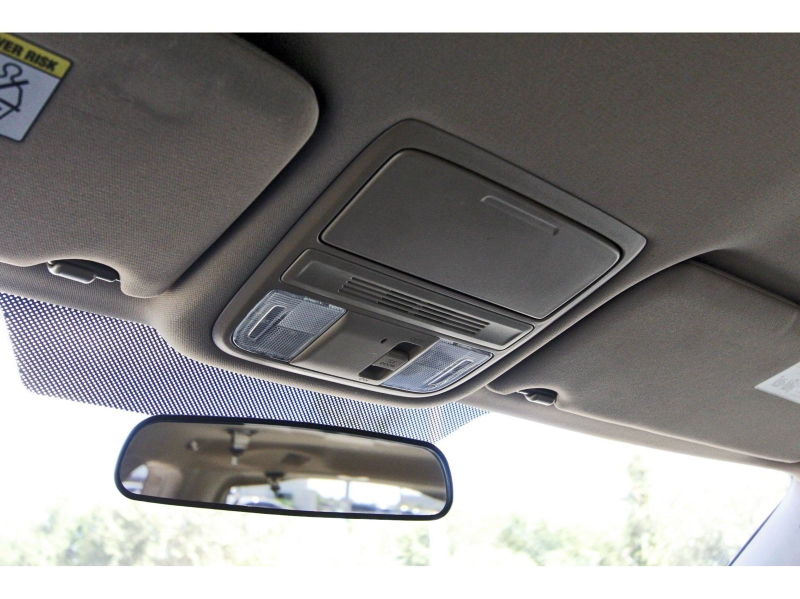Used 2015 Honda Pilot LX image 22