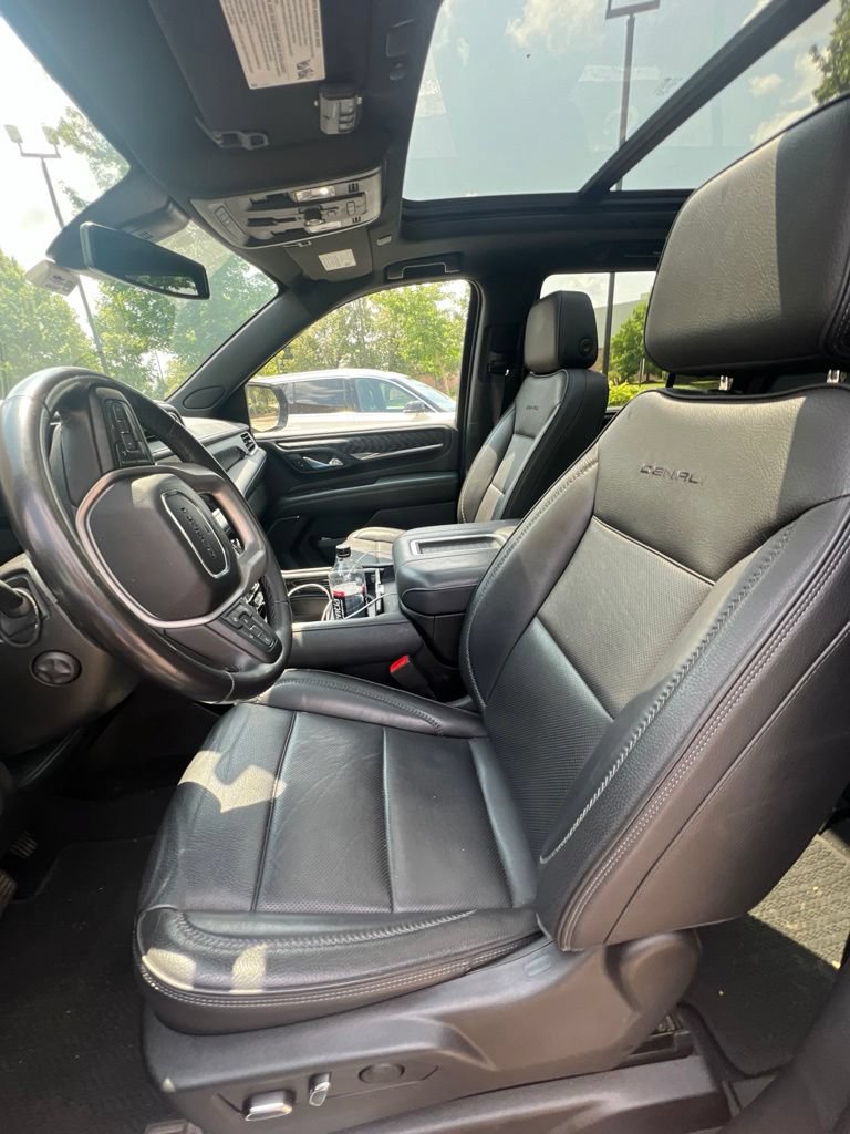 Used 2022 GMC Yukon Denali AWD/4WD image 10