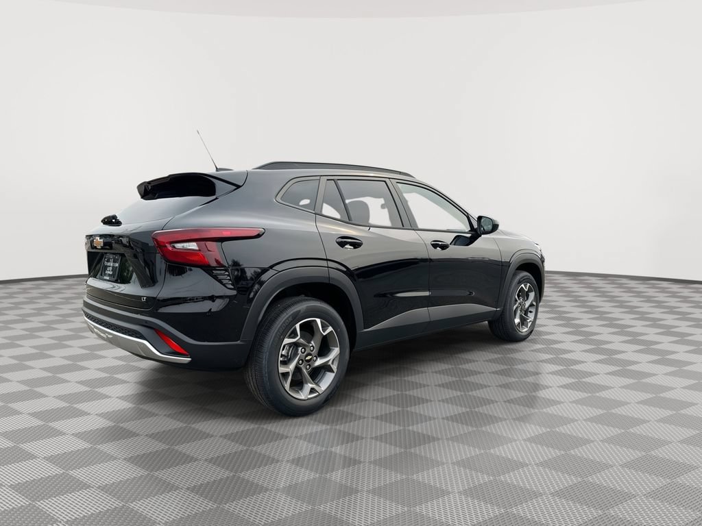 New 2026 Chevrolet Trax LT w/ Driver Confidence Package FWD image 8