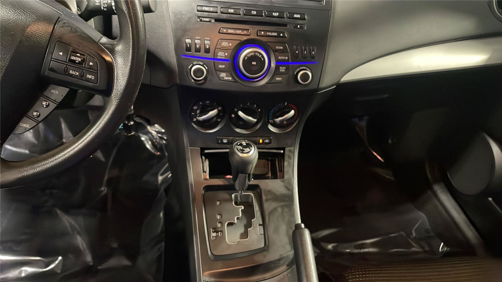 Used 2013 MAZDA MAZDA3 i Sport FWD image 17