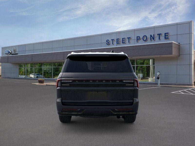 New 2026 Lincoln Navigator Reserve AWD/4WD image 5