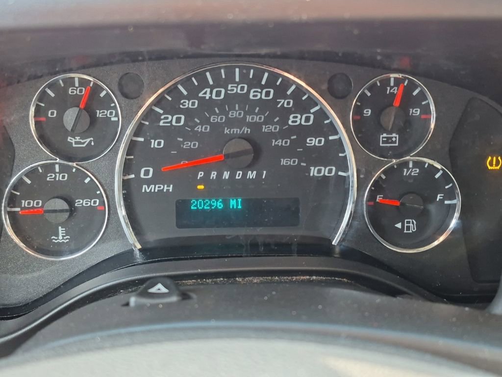 Certified 2024 Chevrolet Express 2500 w/ Driver Convenience Package image 12