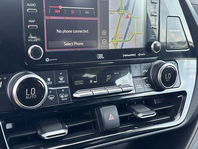 Used 2021 Toyota Highlander XSE image 28