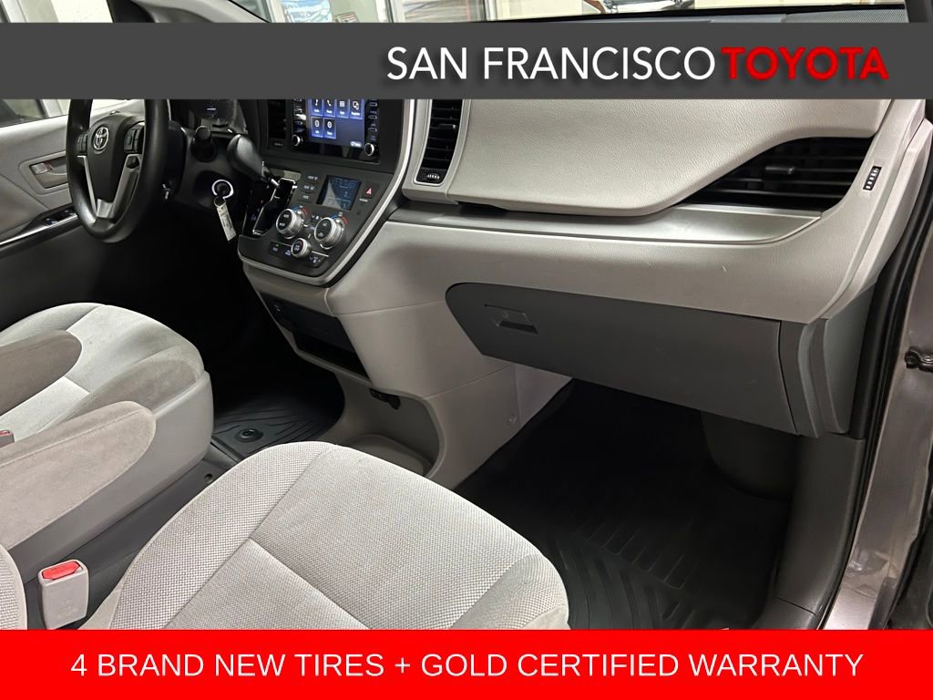 Certified 2020 Toyota Sienna L image 20