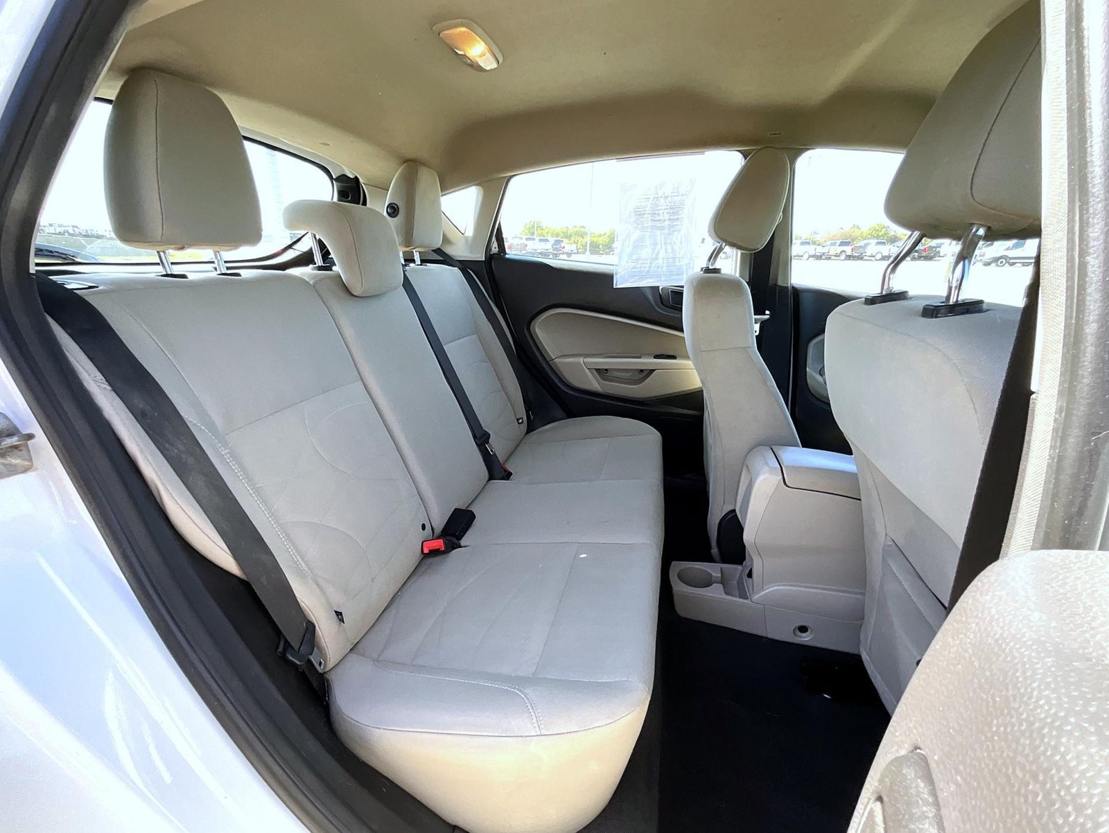 Used 2017 Ford Fiesta SE FWD image 18